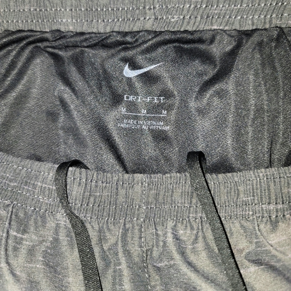 ADIDAS RUNNING SHORTS - Picture 3 of 5